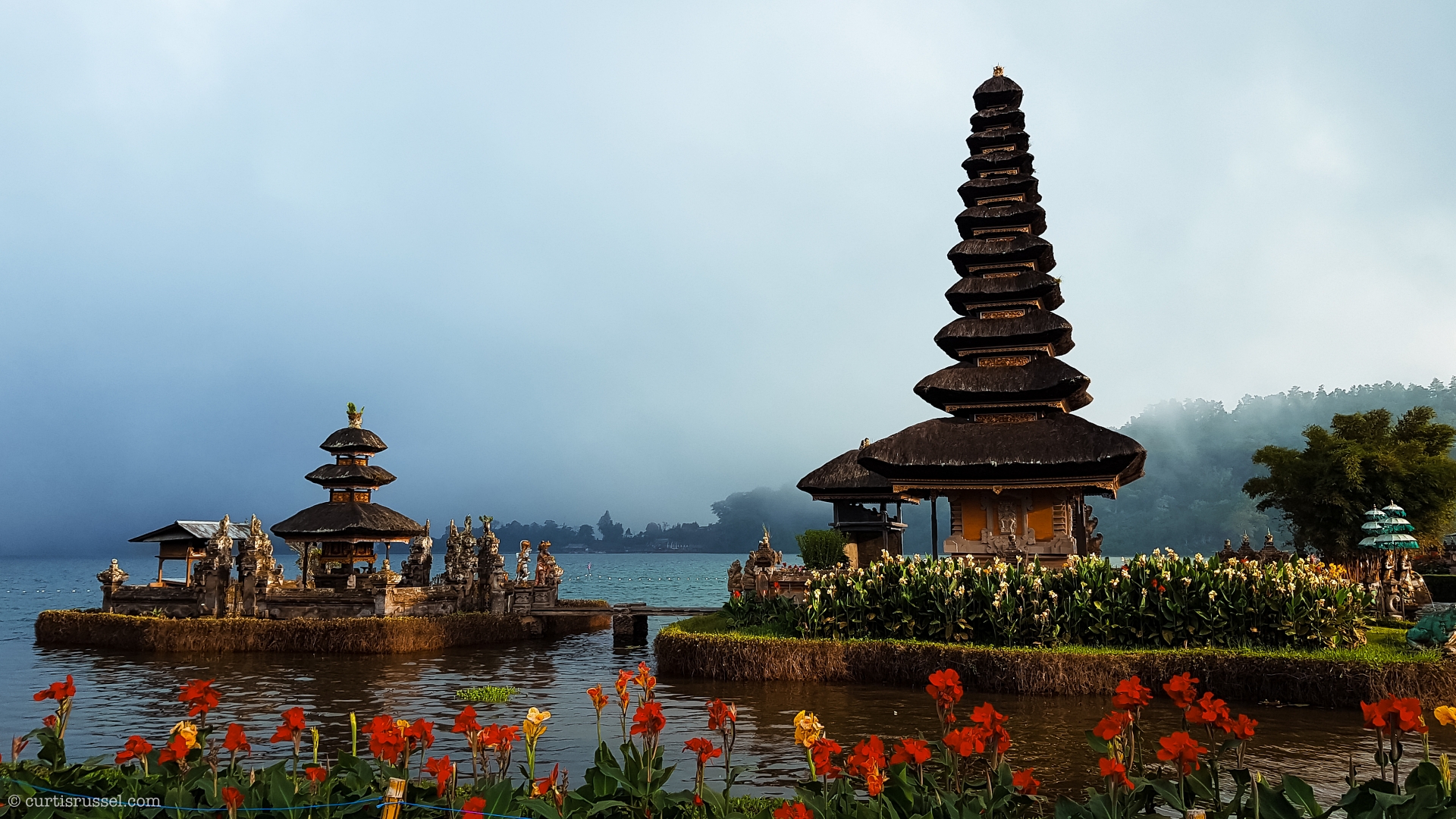 Bali Indonesia Travel Guide Ulun Danu Beratan Temple Bali Indonesia