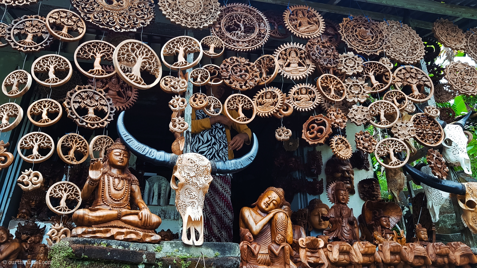 Bali Indonesia Travel Guide Local Souvenir Shop In Gianyar