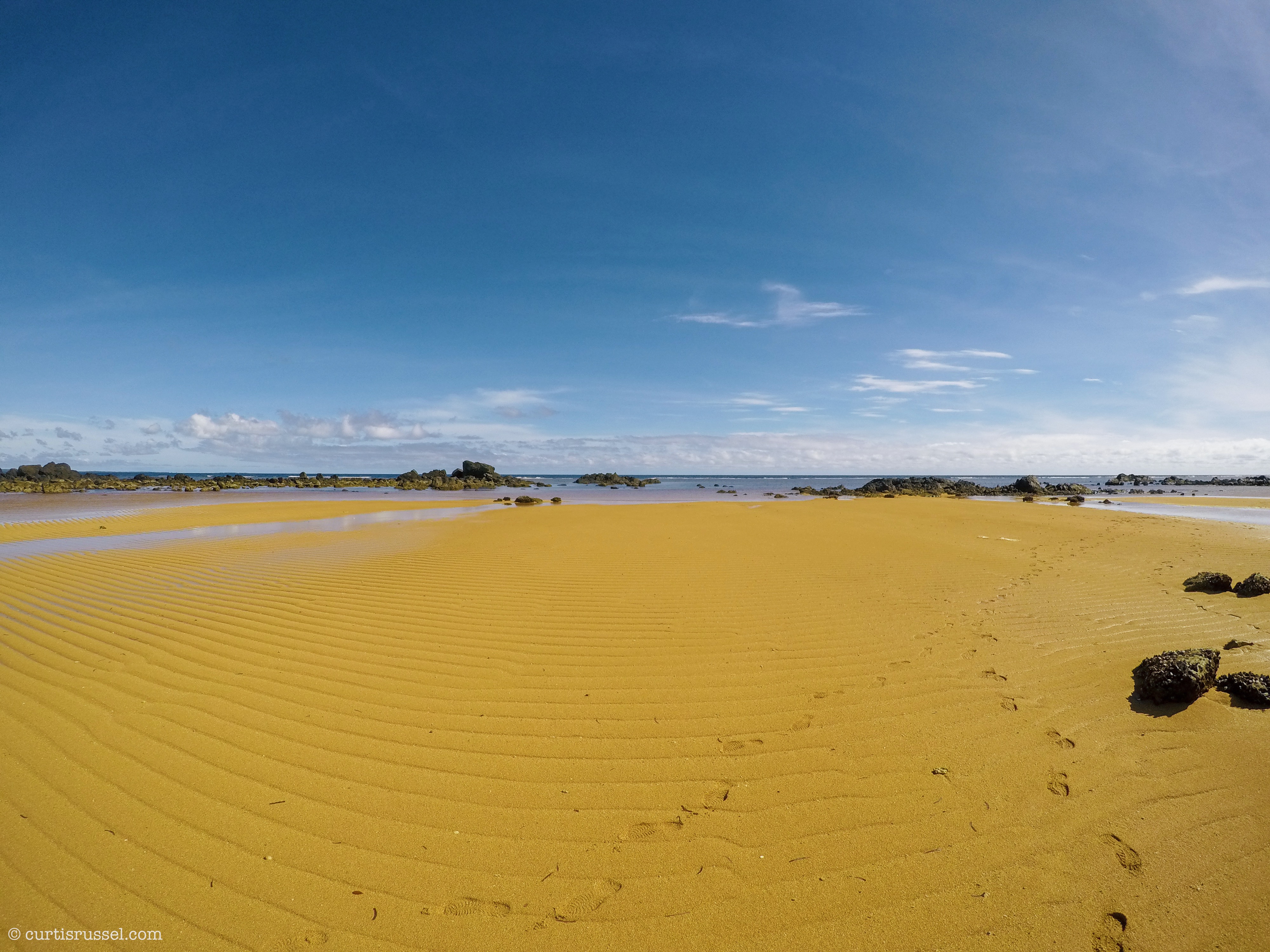Sadong Golden Beach (Golden Sands)